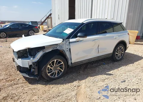 2021 Lincoln Corsair Standard z USA, uszkodzony, nr VIN 5LMCJ1C97MUL03505